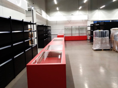 Automaailm autovaruosadu butik i Rakvere, Estland